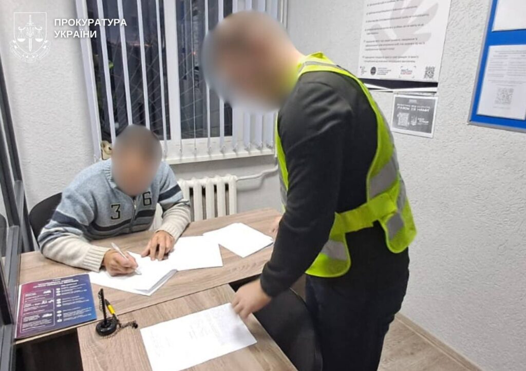 У Чуднові поліцейські повідомили про підозру причетному до знущання над кішкою