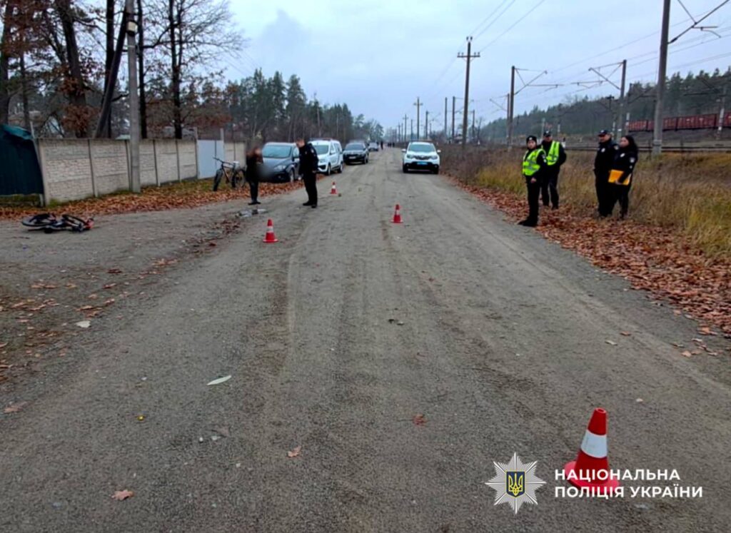 На Коростенщині поліцейські встановлюють обставини загибелі 7-річної дитини в ДТП