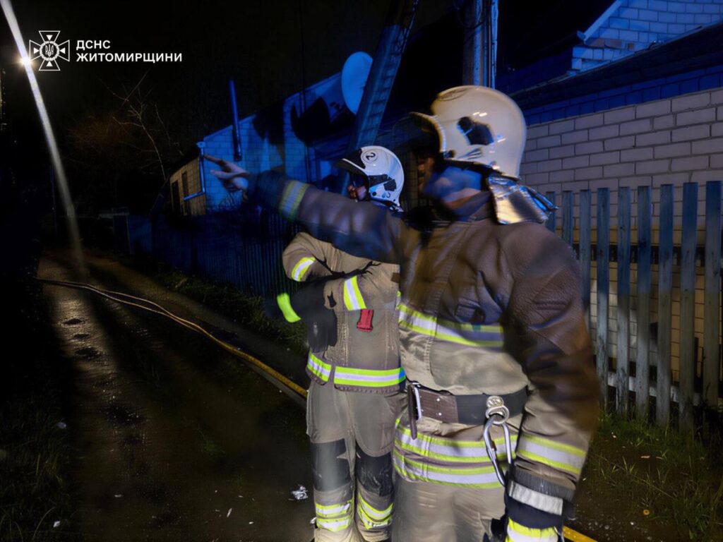 В Житомирі під час гасіння пожежі виявили тіло людини