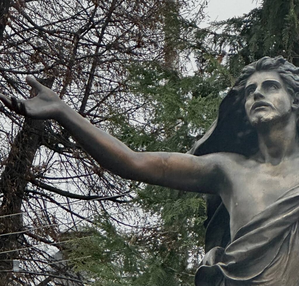 Завершилась реставрація скульптури Вознесіння Ісуса Христа