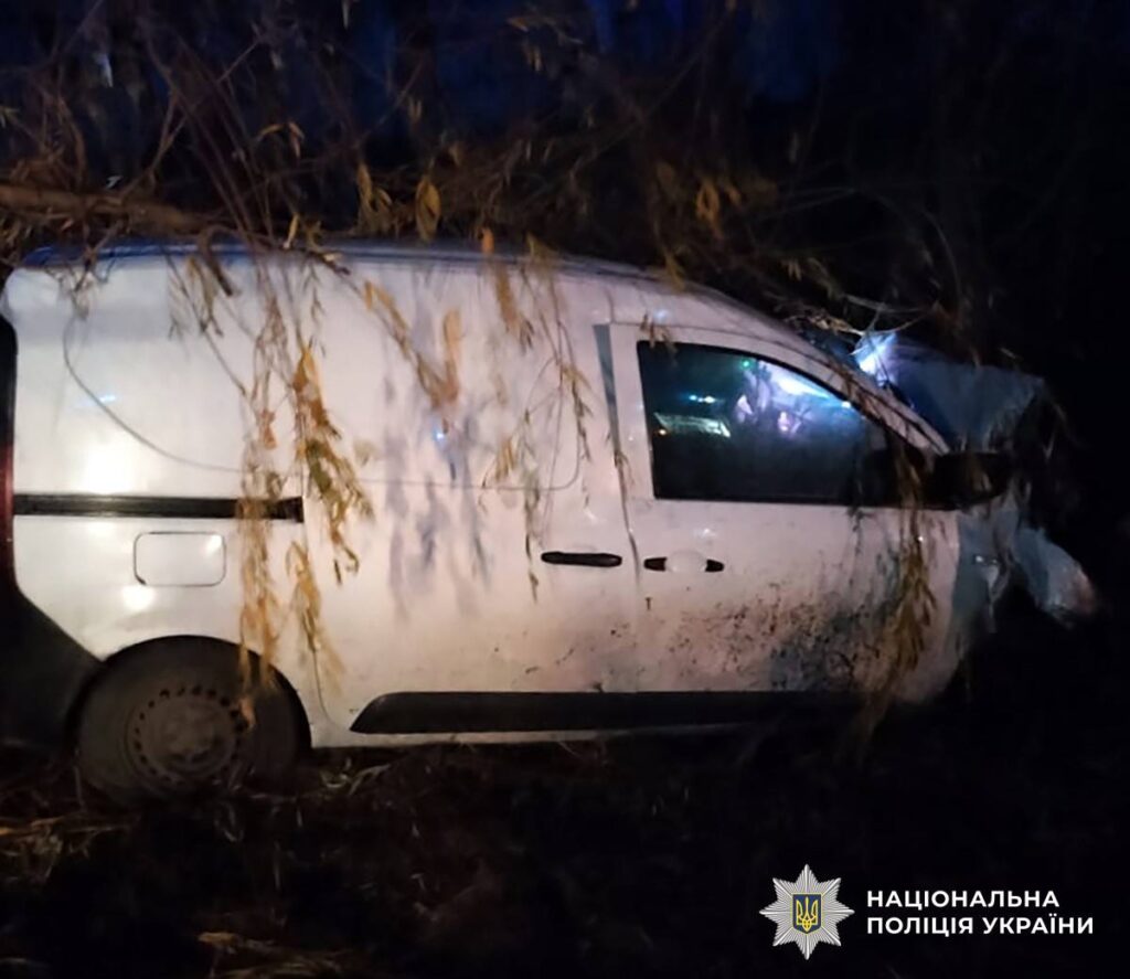 У ДТП у Житомирському районі травмовано чотирьох людей, серед них – двоє дітей: поліцейські розпочали розслідування