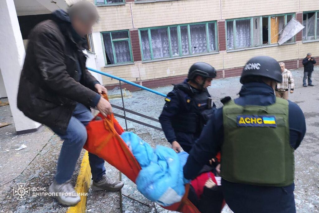 Увечері ворог здійснив ракерний удар по місту Кривий Ріг