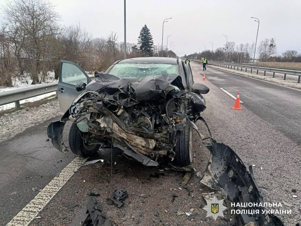 У ДТП на Звягельщині травми отримали двоє людей: поліцейські встановлюють обставини