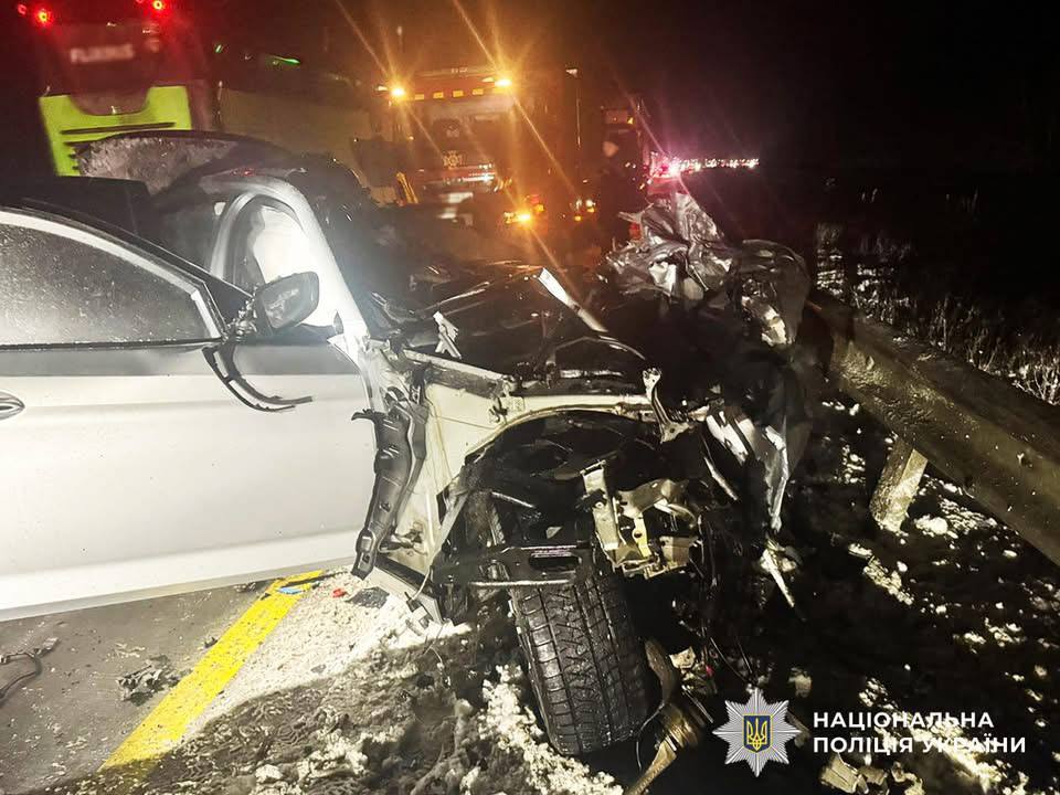 У ДТП біля Житомира загинув водій легковика: поліція проводить досудове розслідування