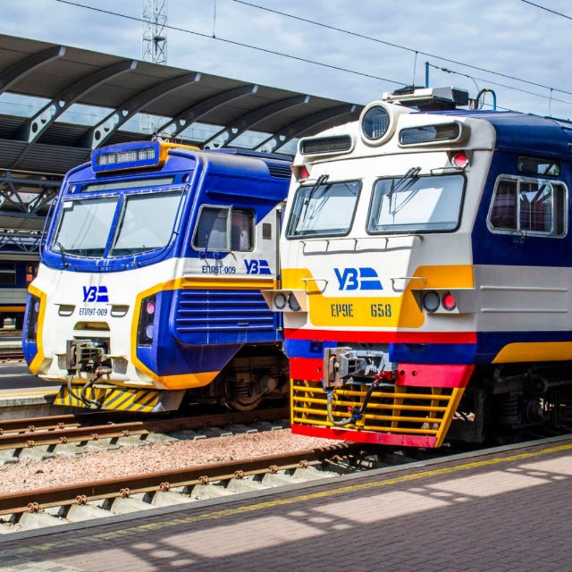 Укрзалізниця: Тимчасово не курсуватимуть деякі приміські поїзди Рівненщини, Волині та Житомирщини