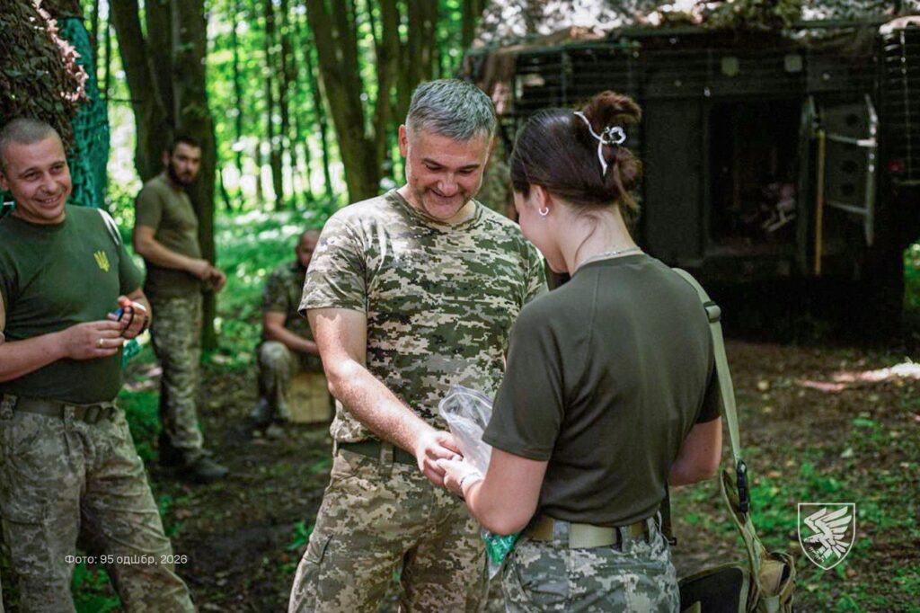 Ментальна стійкість є запорукою перемоги: робота Групи контролю бойового стресу в 95 бригаді ДШВ