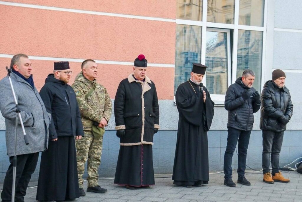 Сьогодні, 12 квітня, представники Ради християнських церков Житомирщини здійснять спільну великодню молитву